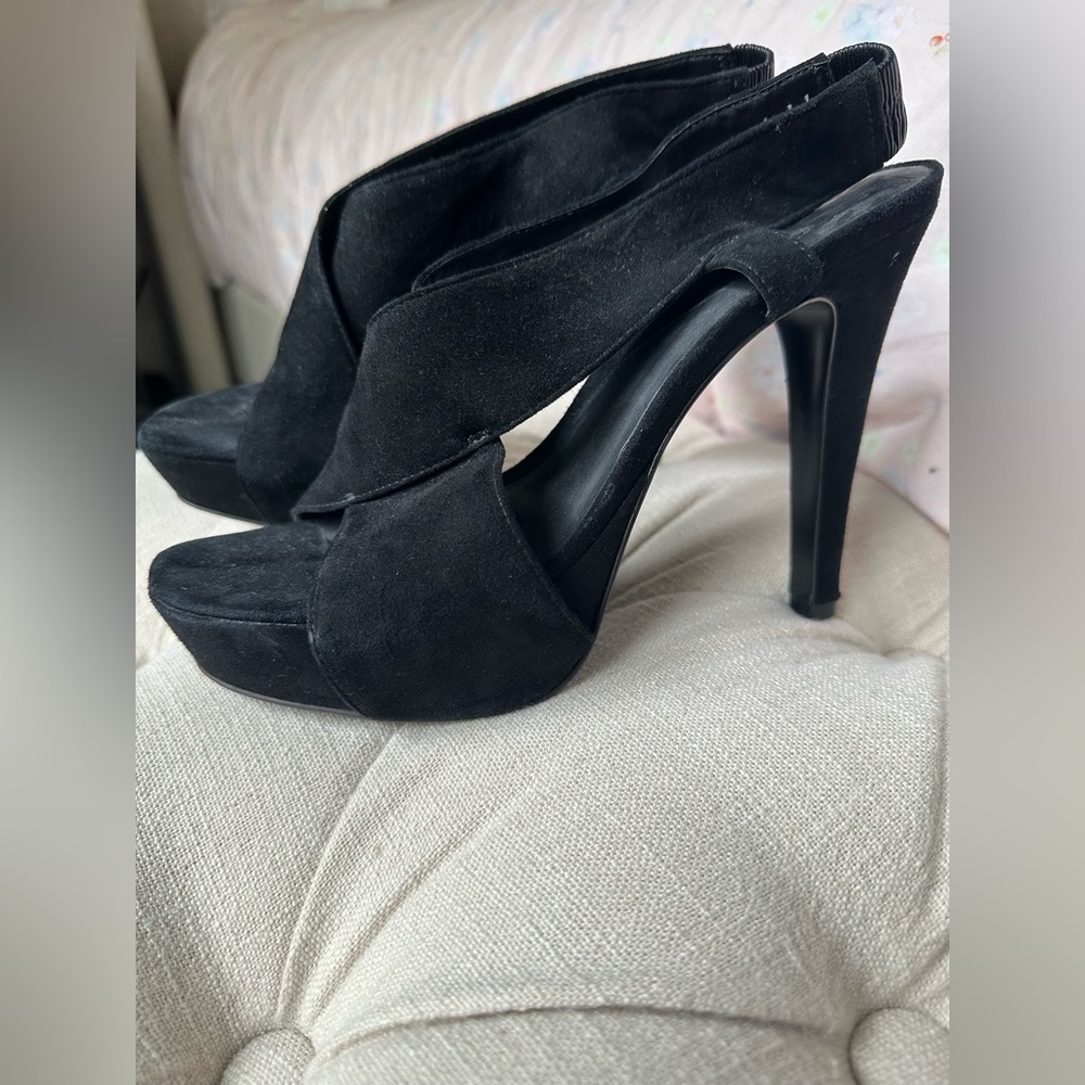 Diane Von Furstenberg DVF “Zia” Sandal Heel Black Suede Size 8